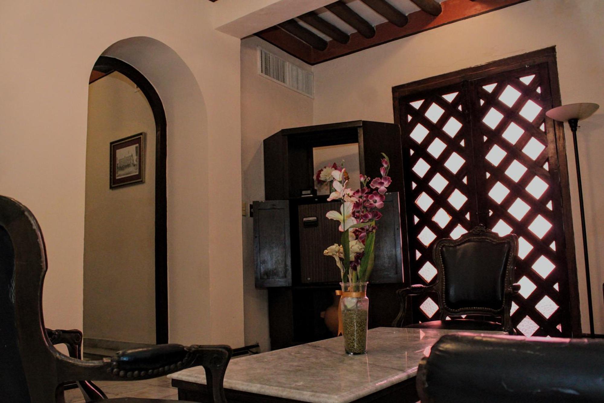 Casa Del Balam Мерида Экстерьер фото The interior of the hotel